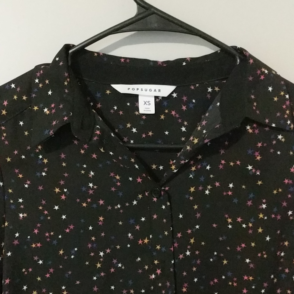 Popsugar XS star patterned button up blouse